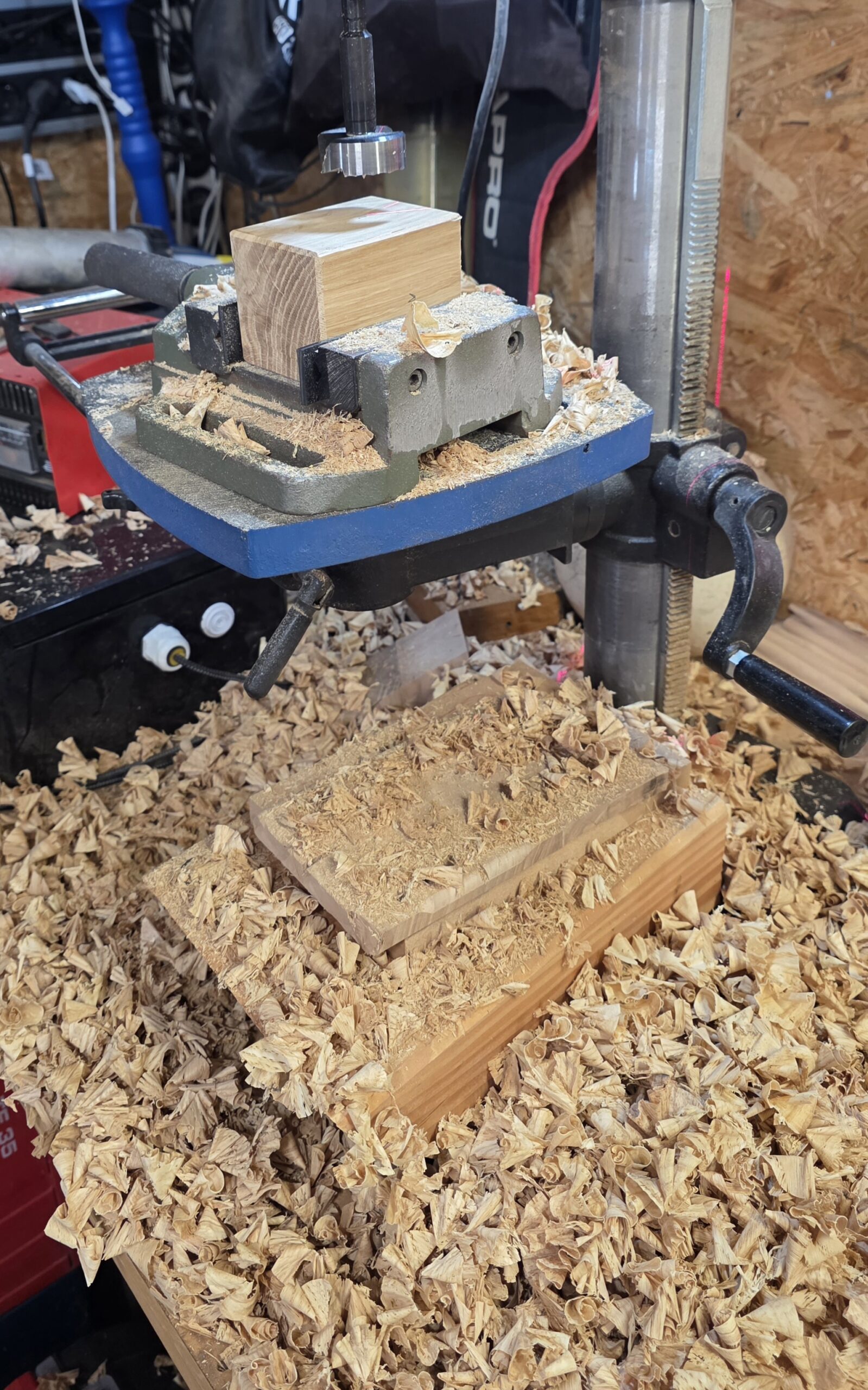 On reste flexible - création en bois